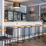 Stadshotel De Klok 3*