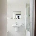 Stadshotel De Klok מלון 3*
