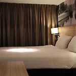 מלון Stadshotel De Klok