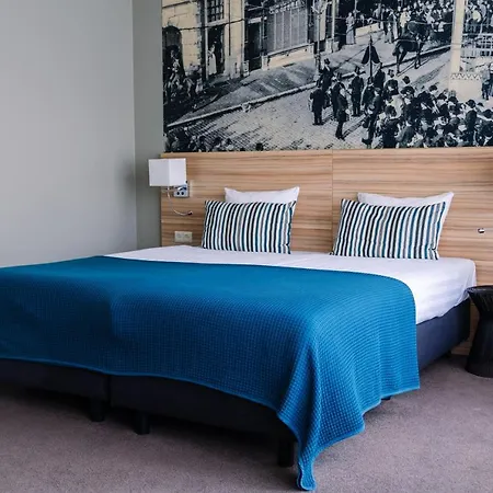 Stadshotel De Klok 3*