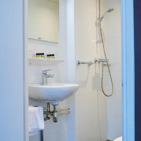 Stadshotel De Klok 3*