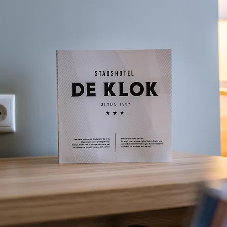 Stadshotel De Klok 호텔