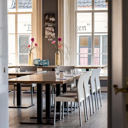 호텔 Stadshotel De Klok