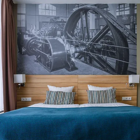 Stadshotel De Klok Бреда