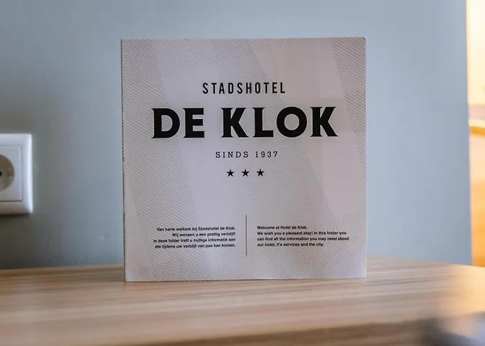 Stadshotel De Klok 호텔