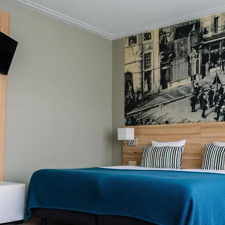 Stadshotel De Klok Otel