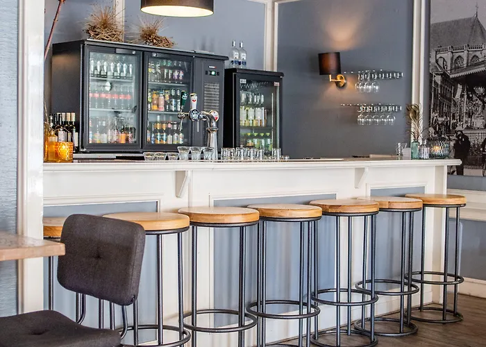 Stadshotel De Klok 3*